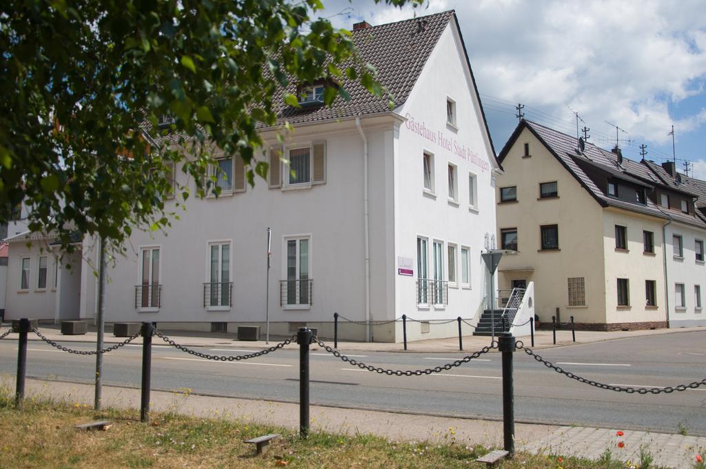 Domizil Alte Post Hotel Püttlingen Екстериор снимка