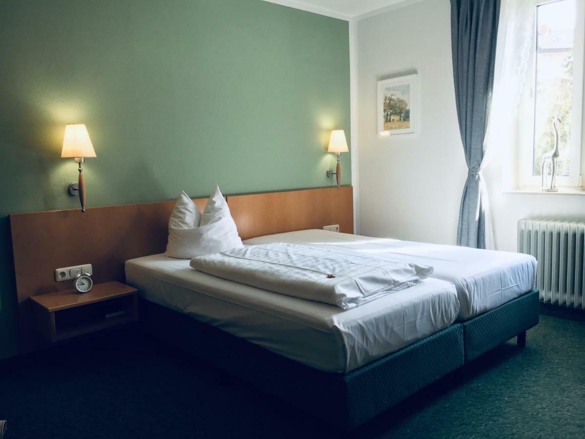 Domizil Alte Post Hotel Püttlingen Екстериор снимка