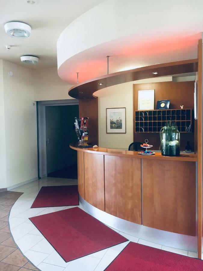 Domizil Alte Post Hotel Püttlingen Екстериор снимка